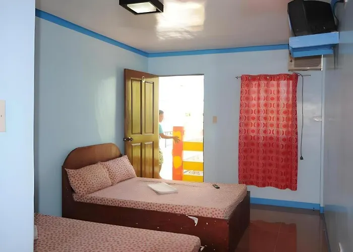 Sir Williams Lodge & Beach Resort