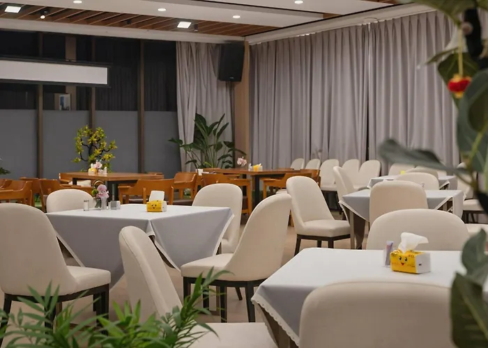 Shenzhen Ramada Plaza, North Railway Station