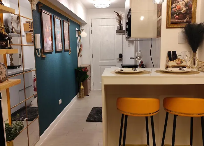 Ca Smart Staycation At Azure North