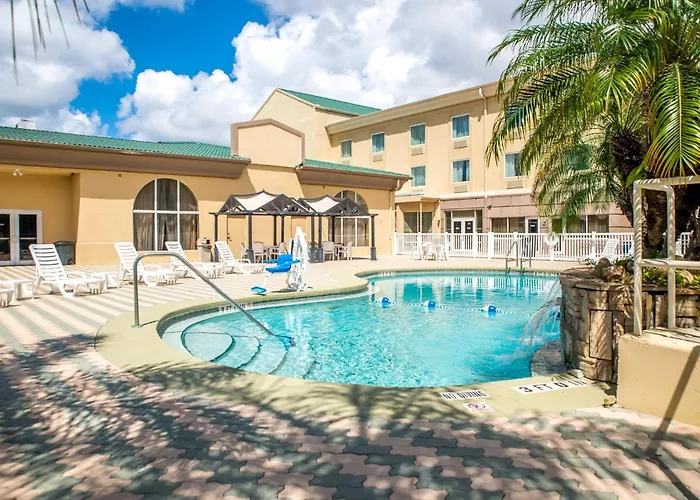 Holiday Inn Express & Suites Cocoa By Ihg