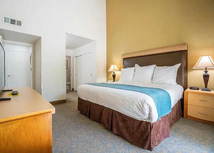 Desert Breezes Resort