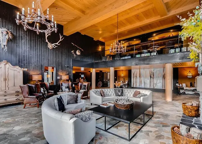 Bluesky 406 | Wonderful Mountain Home With Ski-In/Ski-Out Access - Shared Resort Amenities