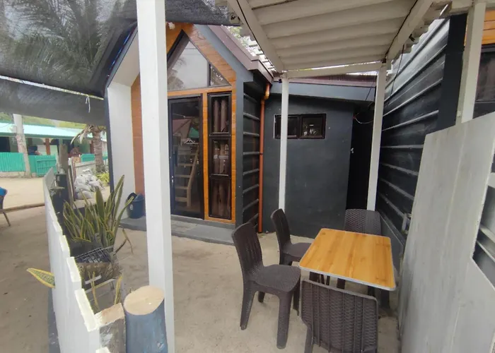 Lucky Seven Beach Resort