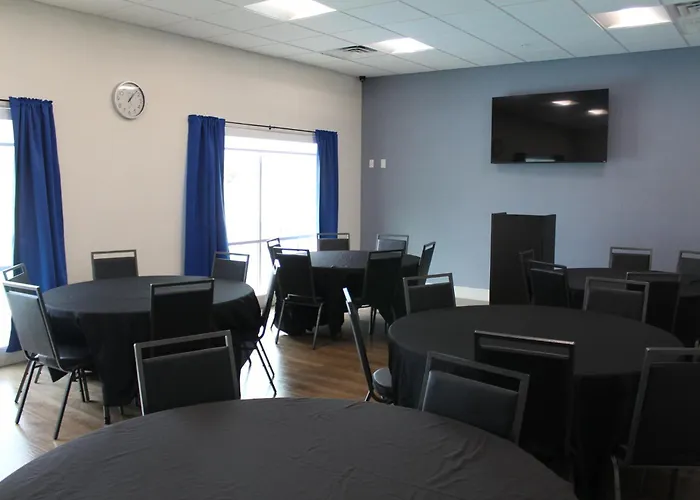 Holiday Inn Express & Suites - San Marcos South By Ihg