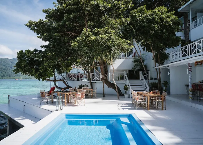 Casa De Lipe Pool Villa