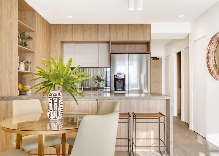 Vue Broadbeach - Official