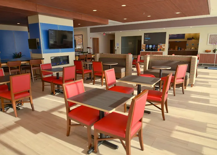 Holiday Inn Express & Suites Onalaska - La Crosse Area By Ihg