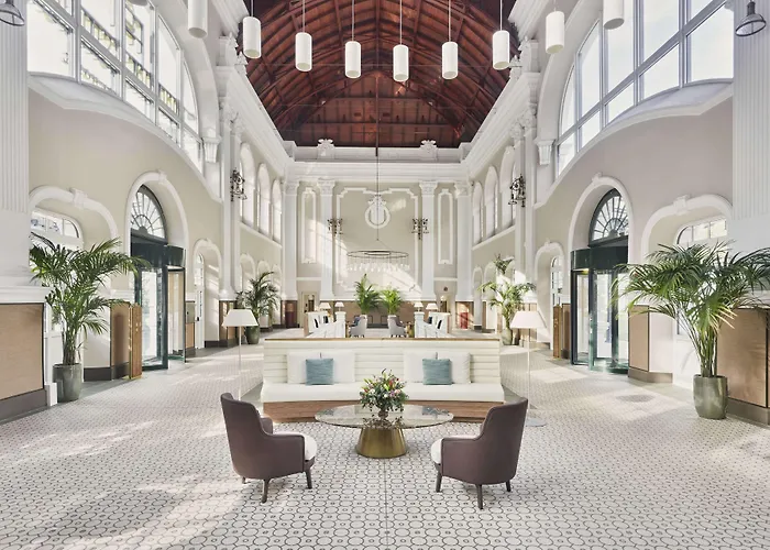Canfranc Estacion, A Royal Hideaway Hotel - Gran Lujo