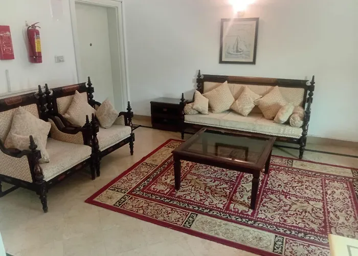 Embassy Lodge