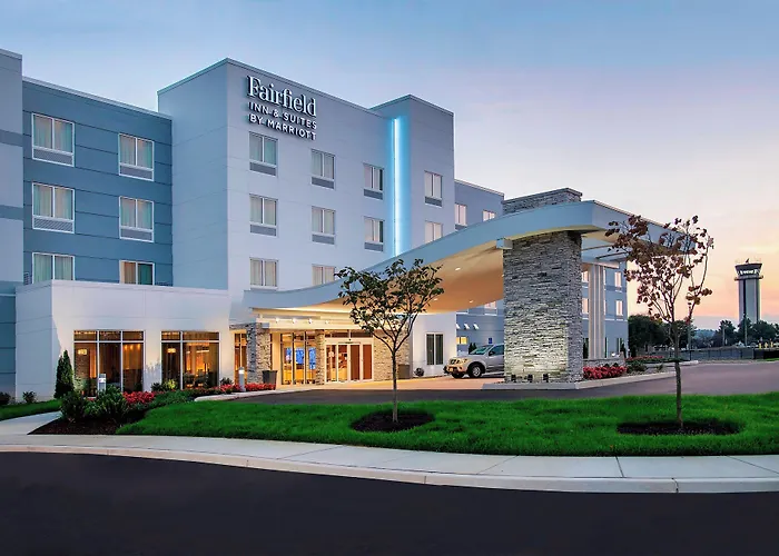 Fairfield Inn & Suites By Marriott Harrisburg International Airport