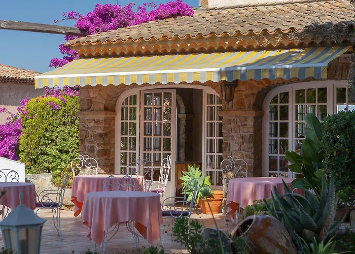 L' Escapade Hotel & Restaurant