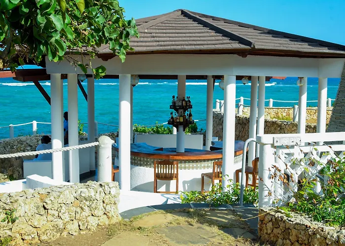 Hillpark Amare Resort