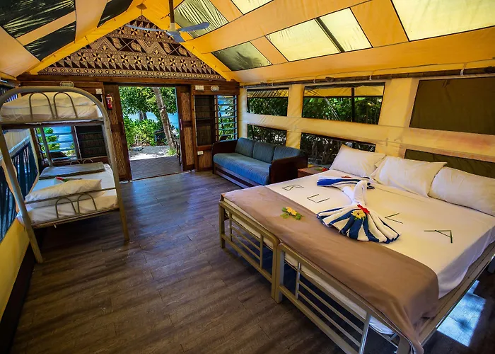 Barefoot Manta Island Resort