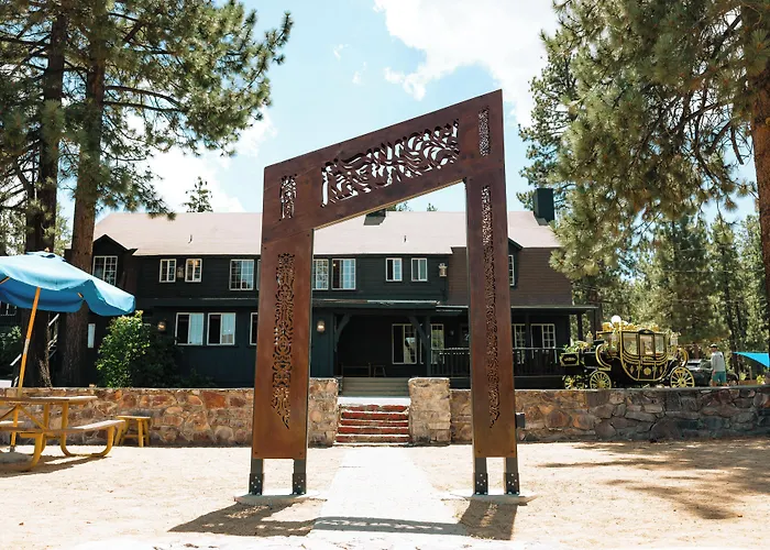 Sessions Retreat & Hotel