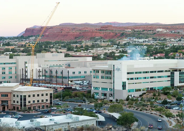 Holiday Inn Express & Suites St George North - Zion