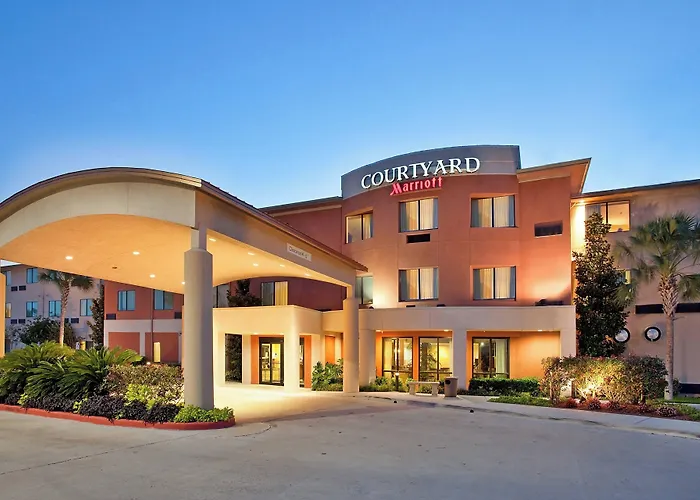 Courtyard Wall At Monmouth Shores Corporate Park