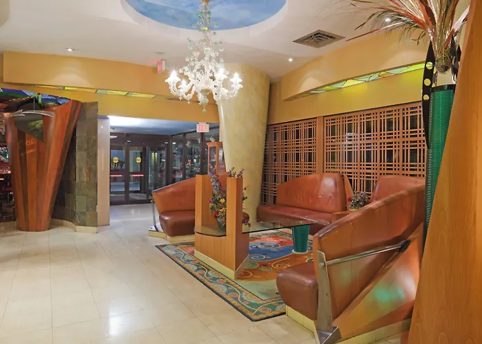 Holiday Inn Niagara Falls-By The Falls By Ihg
