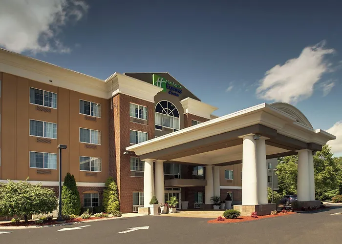 Holiday Inn Express Hotel & Suites Middleboro Raynham By Ihg