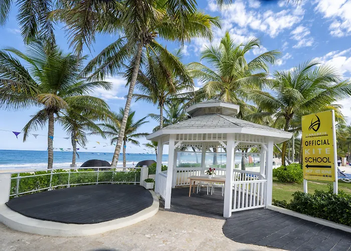 Viva Tangerine By Wyndham, A Trademark All Inclusive
