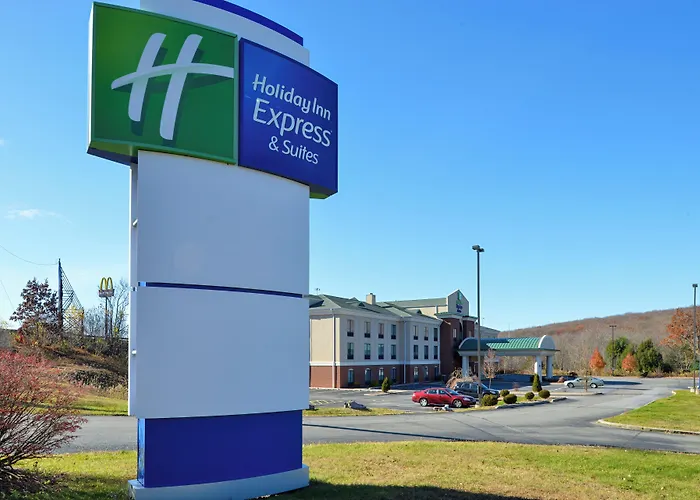 Holiday Inn Express & Suites White Haven - Poconos By Ihg