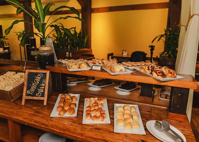 Hotel Raices Esturion