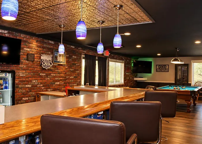 O'Cairns Inn And Suites