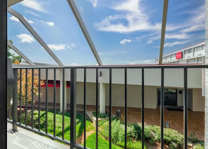 Ramada By Wyndham Tulsa Broken Arrow