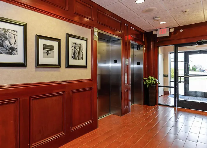 Hampton Inn & Suites Detroit/Chesterfield