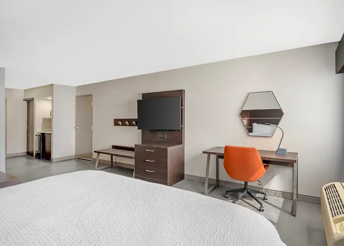 Holiday Inn Express Hotel & Suites Albuquerque - North Balloon Fiesta Park By Ihg