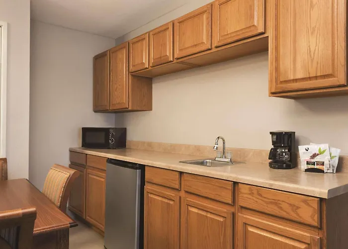 Country Inn & Suites By Radisson, Michigan City, In