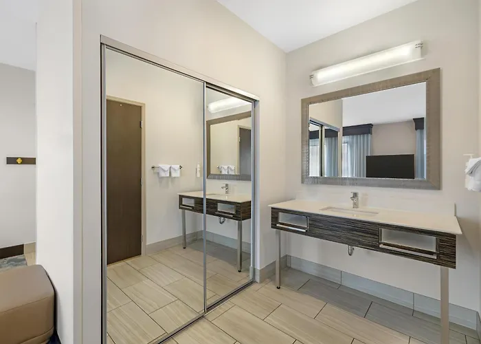 Hampton Inn & Suites Bend
