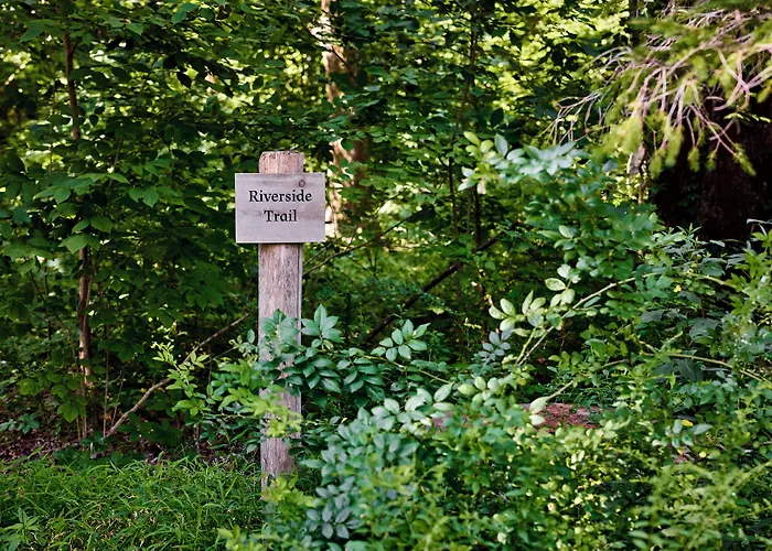 Wildflower Farms, Auberge Collection