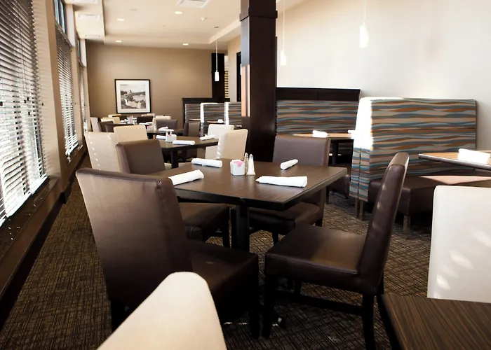 Holiday Inn Hotel & Suites Red Deer By Ihg