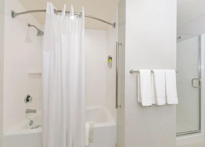 Holiday Inn Express Lodi By Ihg