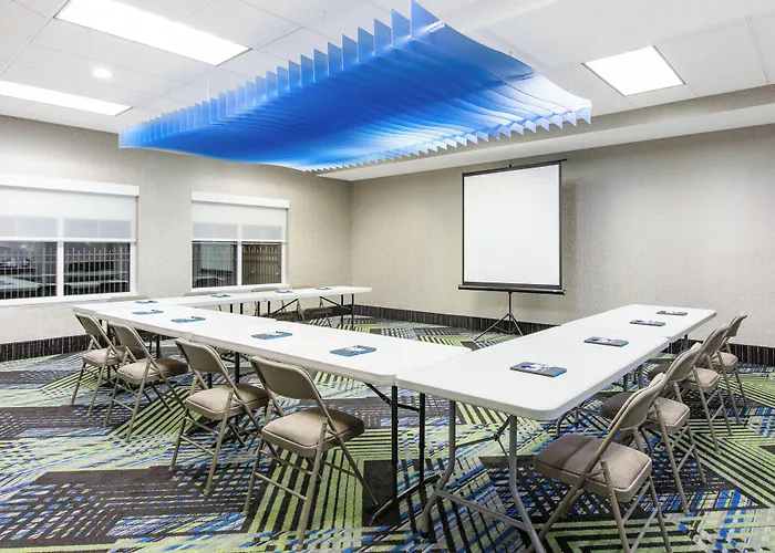 Holiday Inn Express Hotel & Suites Seaside Convention Center By Ihg