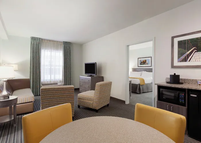 Holiday Inn Express Williamsburg North By Ihg