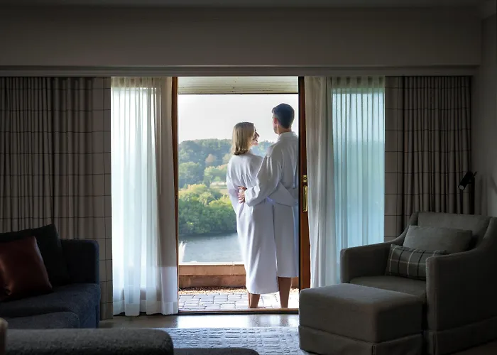 Grand Geneva Resort And Spa