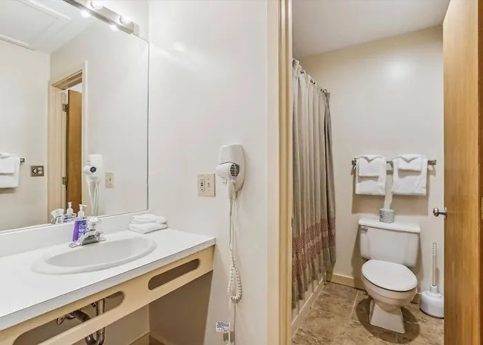 Cedarbrook Junior Suite 21416