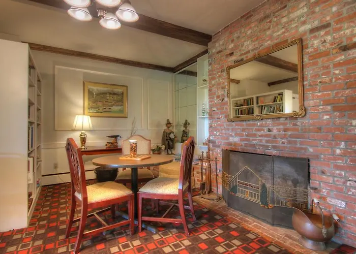 Governor Prence Inn