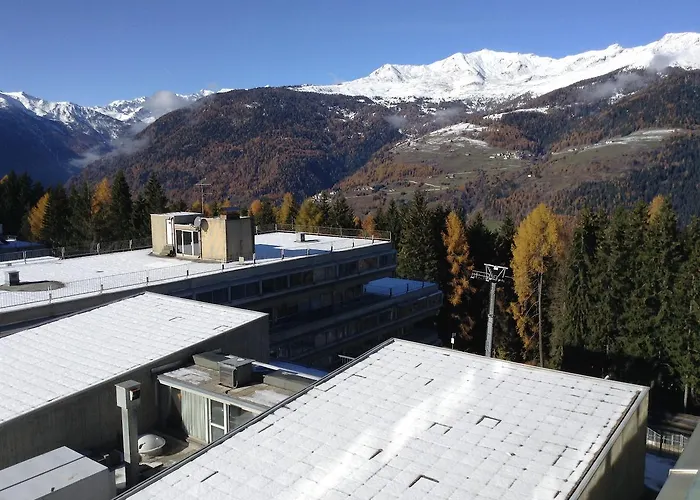 Th 1400 Hotel