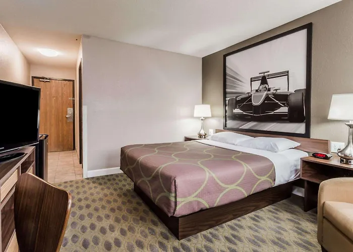Super 8 By Wyndham Willows