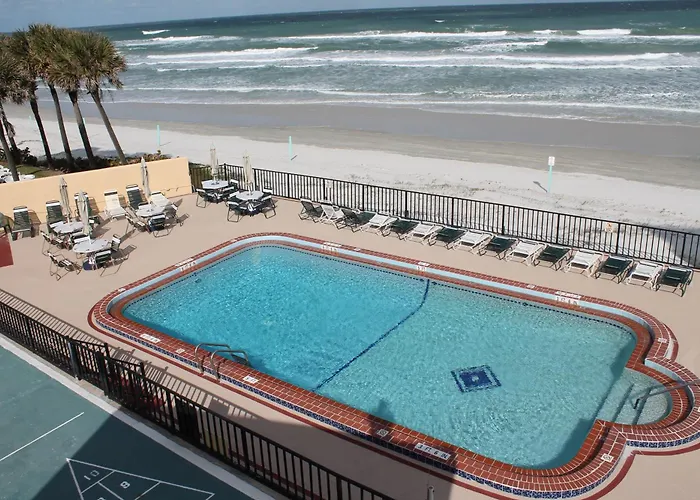 Grand Prix Motel Beach Front