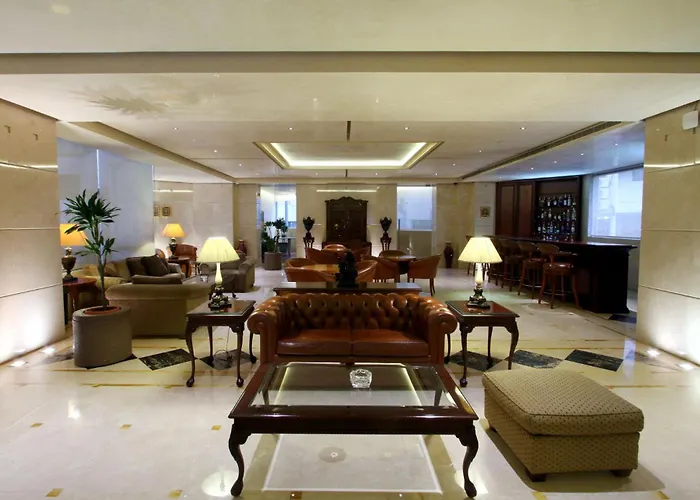 Promenade Hotel