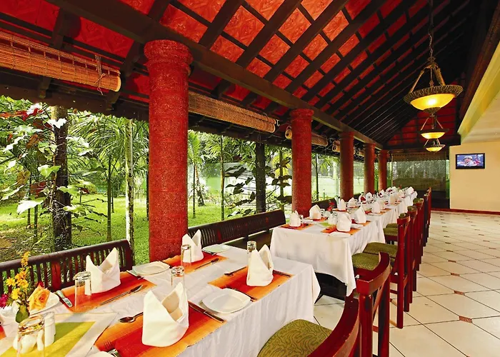 Emarald Resort