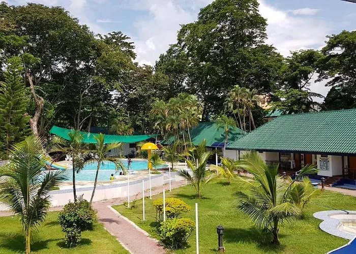 Hotel 45 Beach Resort