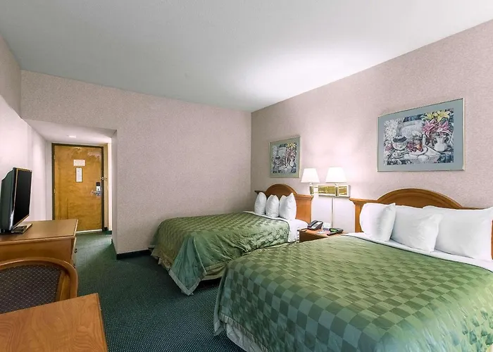 San Bernandino Inn & Suites