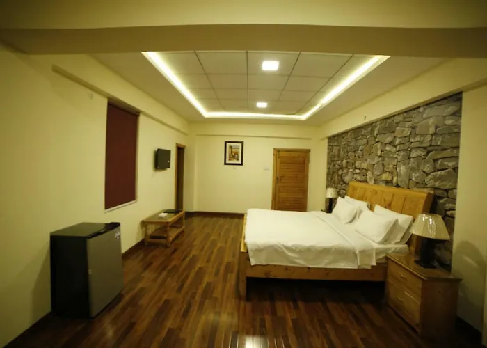 Chinar Resorts