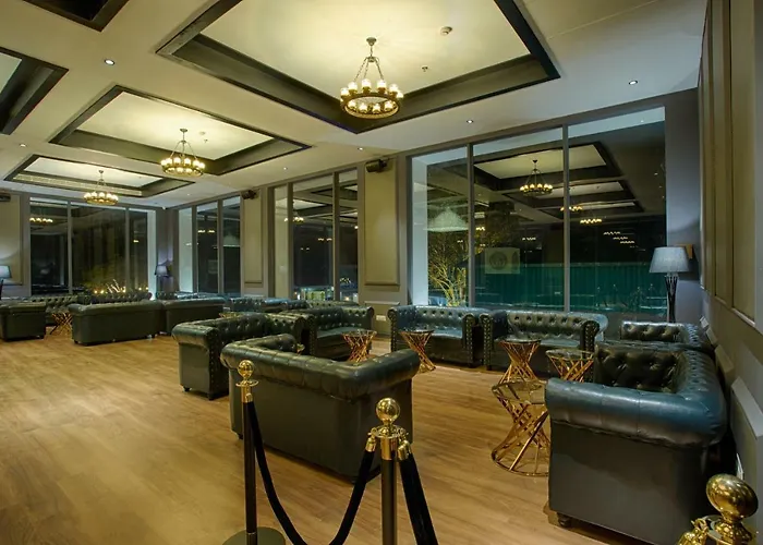 Four Vedas Hotel & Resort