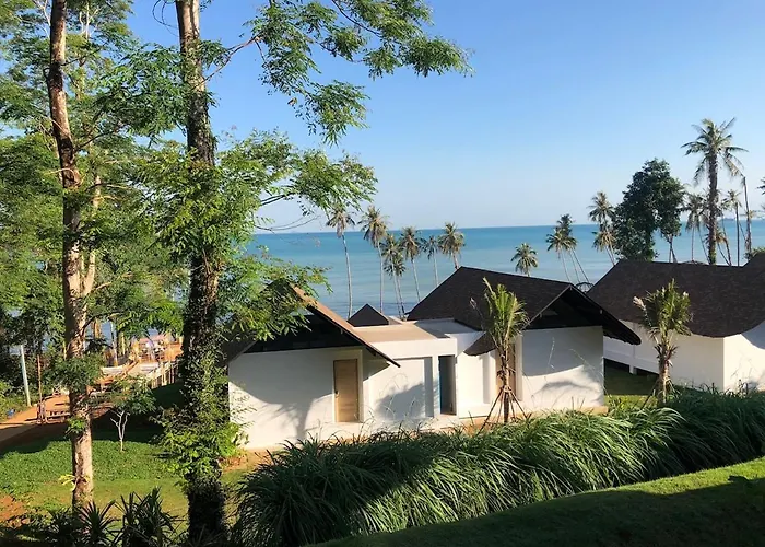 Little Moon Villa